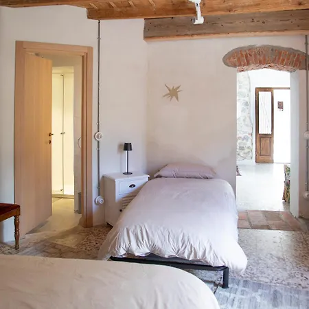 Nyaraló Casa Girasole